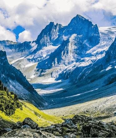 Заснеженные горы и живописные долины Кашмира рай на земле в Индии